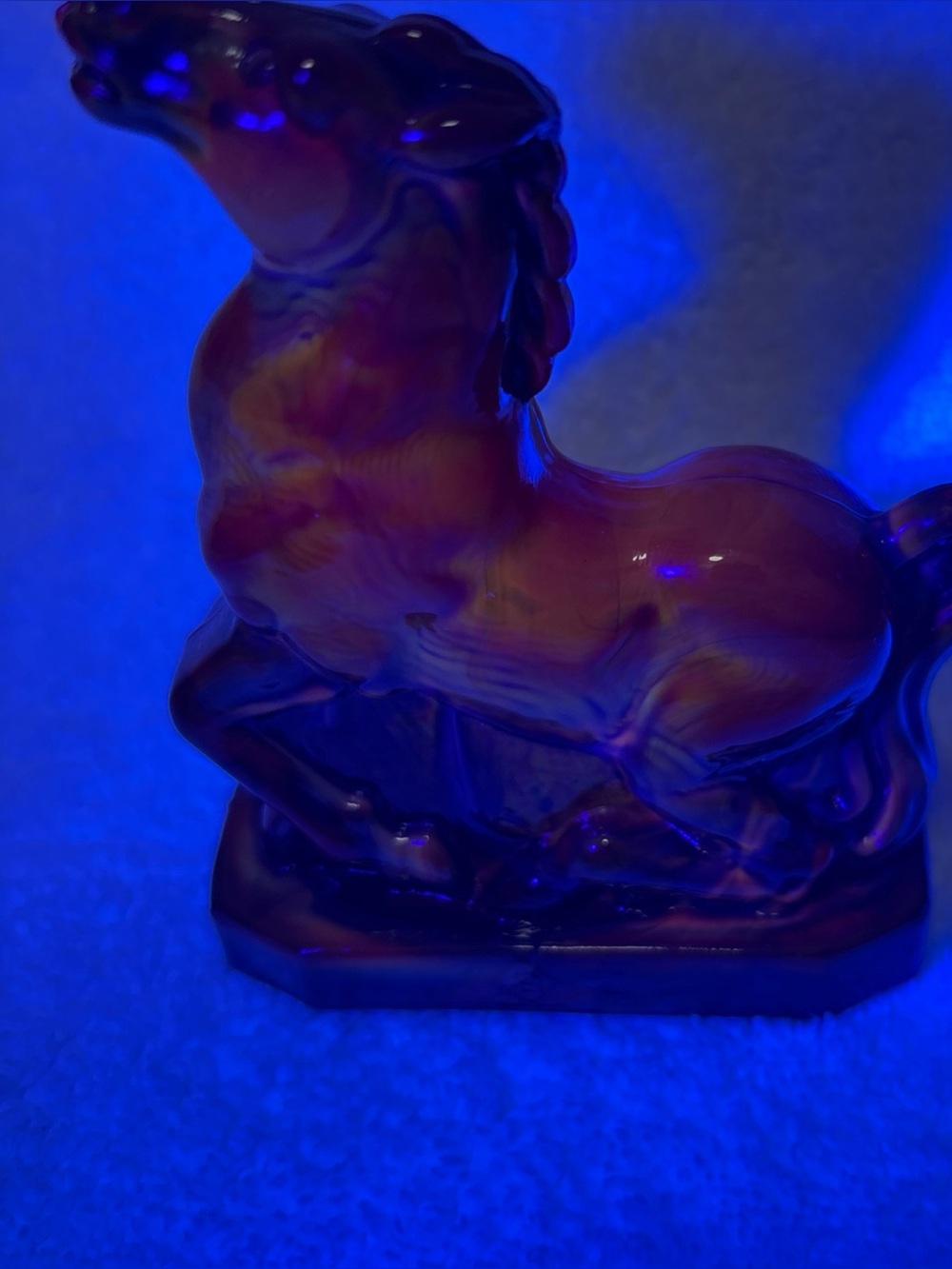 Rare Red & Chocolate Marble Joey the horse Boyd glass uv glows